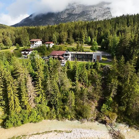 Hotel Garni Isarlodge Wiesenhof Scharnitz Εξωτερικό φωτογραφία