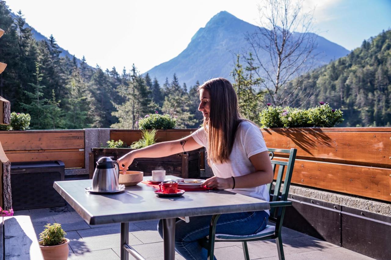 Hotel Garni Isarlodge Wiesenhof Scharnitz Εξωτερικό φωτογραφία