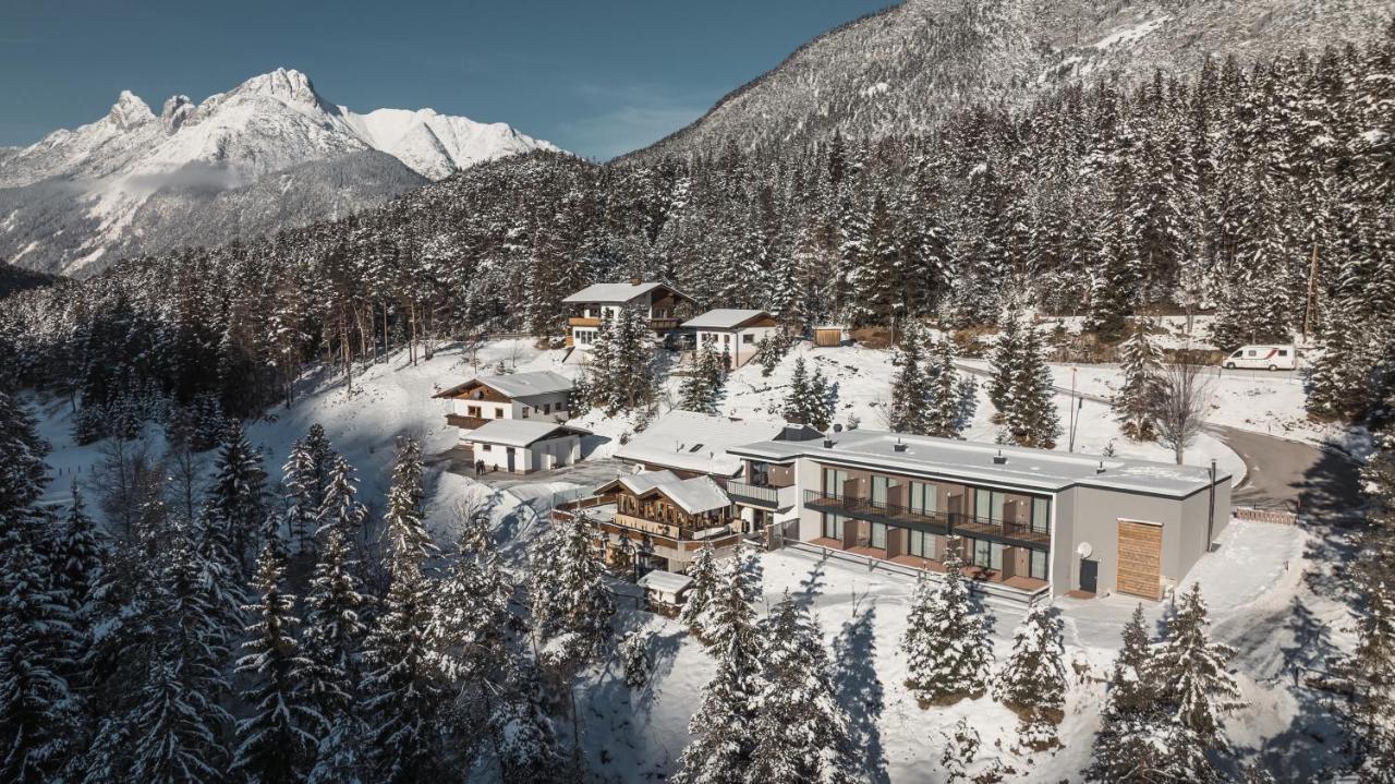 Hotel Garni Isarlodge Wiesenhof Scharnitz Εξωτερικό φωτογραφία