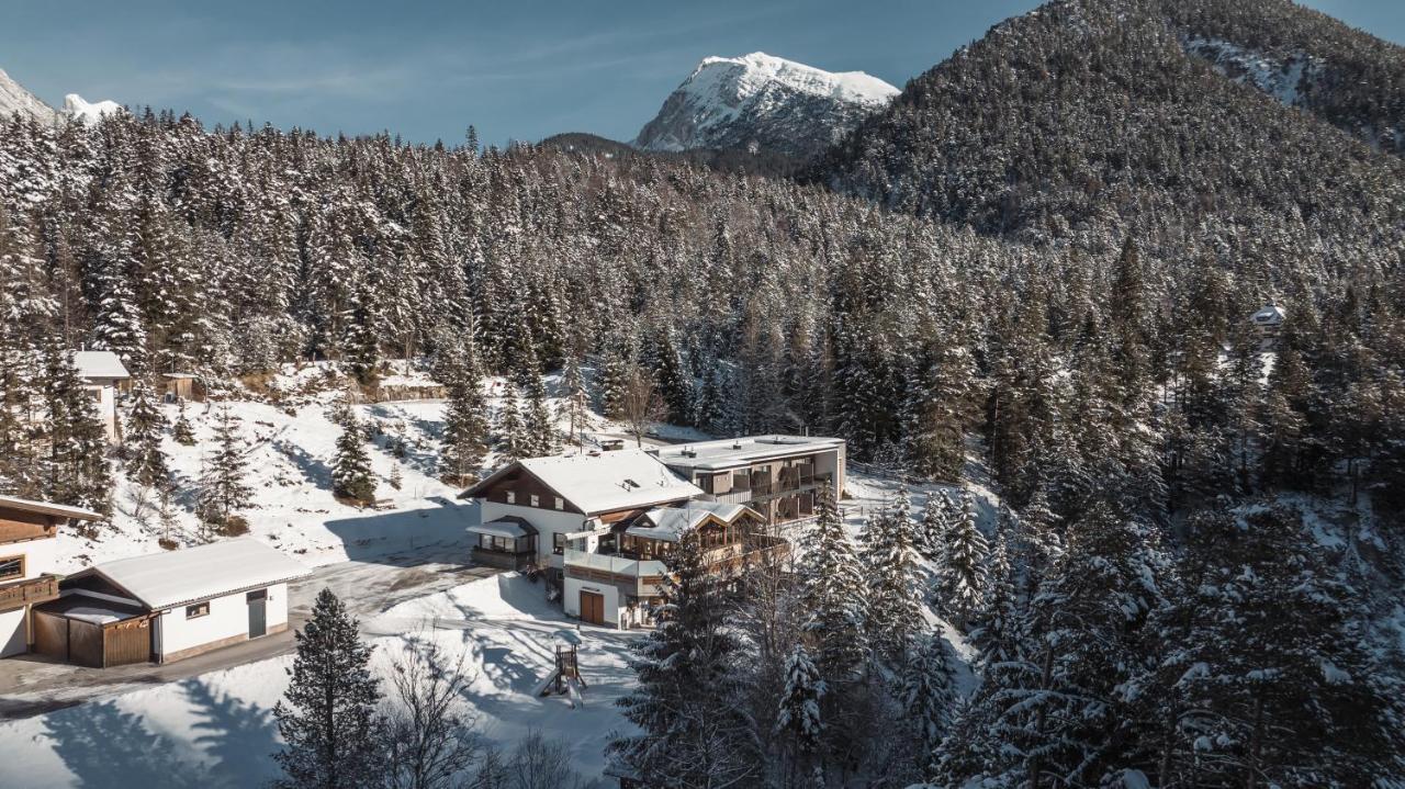 Hotel Garni Isarlodge Wiesenhof Scharnitz Εξωτερικό φωτογραφία