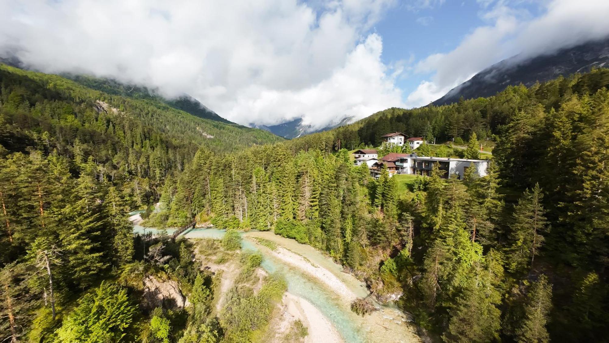 Hotel Garni Isarlodge Wiesenhof Scharnitz Εξωτερικό φωτογραφία